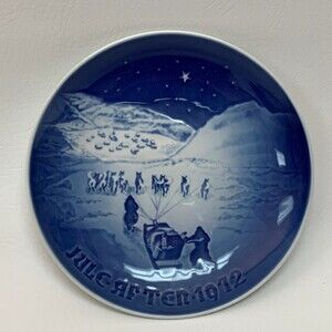 Bing & Grondahl B & G Copenhagen Plate 1972 Christmas in Greenland Blue 7 1/4"